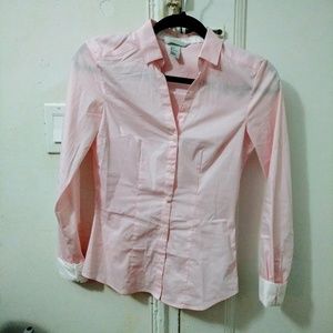 H&M fitted pink button down shirt size 2